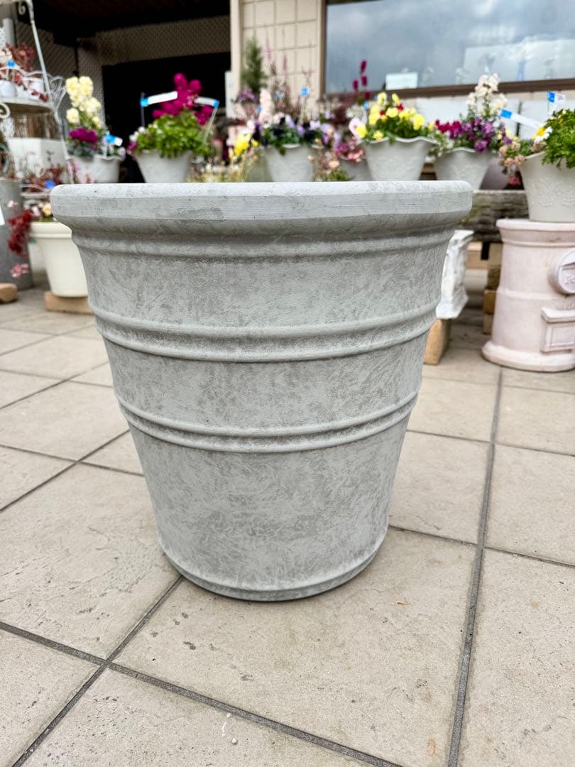 花鉢　ガーデン　プランター　植木鉢　樹脂製　大型　　アンティーク調　置物