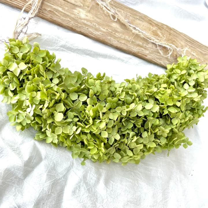 アナベル紫陽花　三日月リース