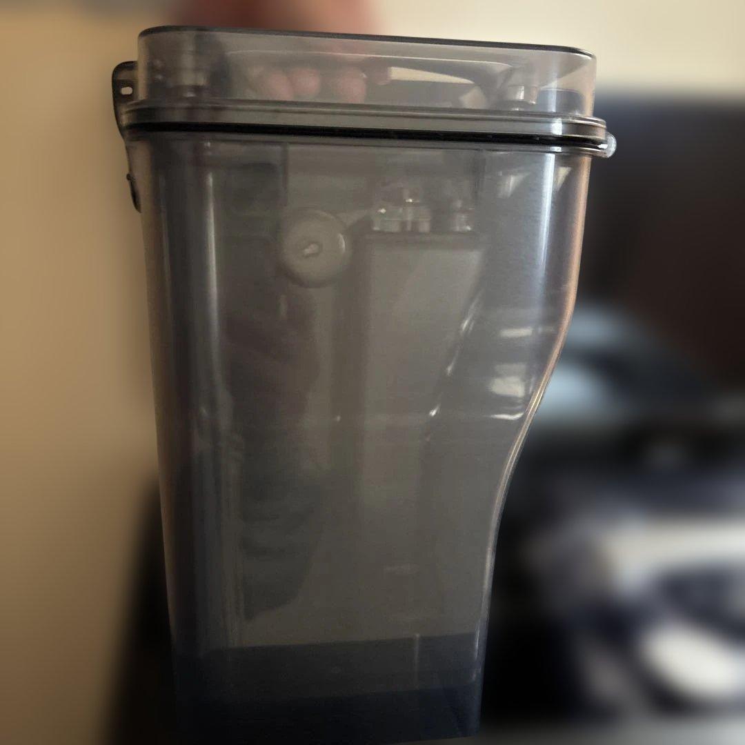 eureka ロボット掃除機 本体 黒