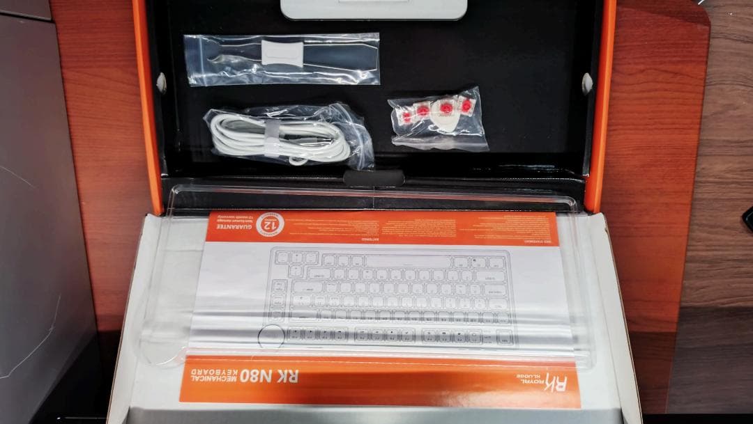 【動作確認美品、透過キーキャップMod】 Kludge RK N80