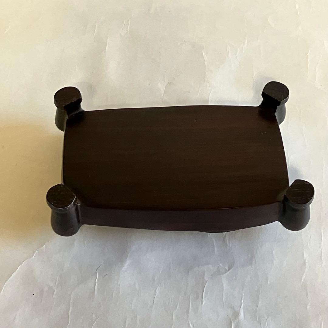 鳥取県　佐治川石　台座(材料　紫檀、猫脚)付き