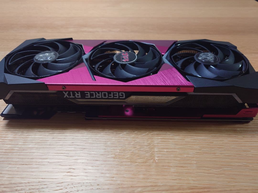 グラフィックボード・グラボ・ビデオカード RTX 3070 SUPRIM GODZILLA