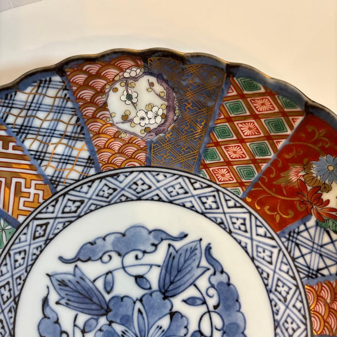 龍峯窯 祥瑞花丸紋 金彩古伊万里 菊割 輪花 中皿 大皿(22㎝)4枚