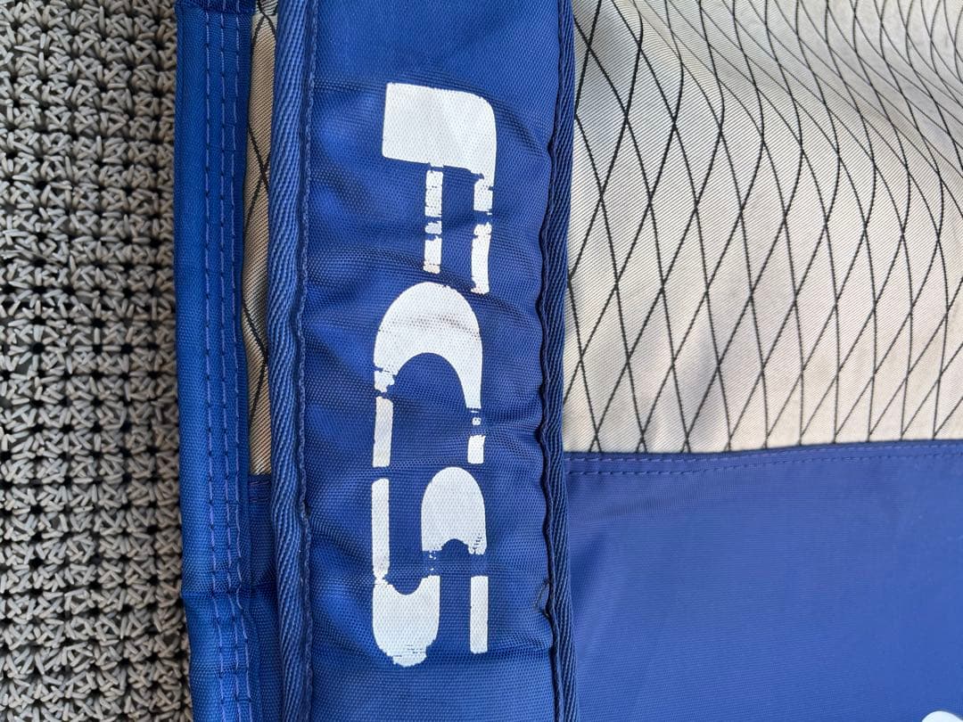 FCS 【3本用】トリプルサーフボードケース 6'7\"