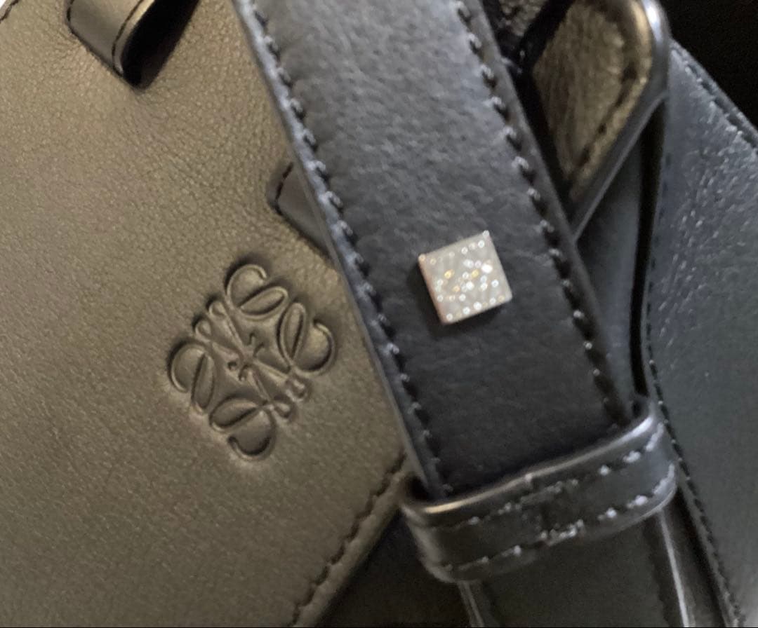 LOEWE ハンモックバッグ スモール（クラシックカーフ）ブラック