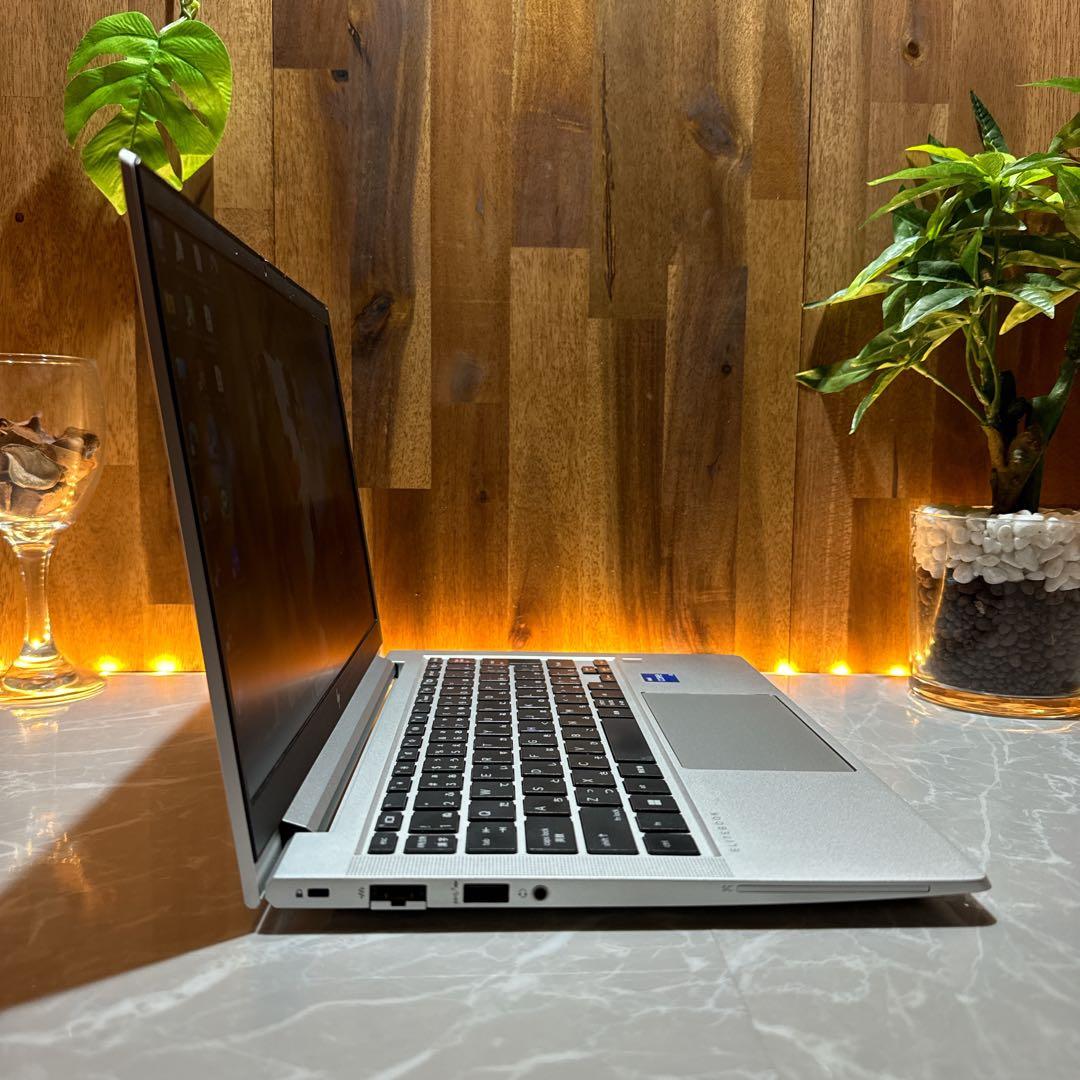 美品2023年モデル‼️HP☘第13世代☘16GB☘フルHD☘人気ノートパソコン