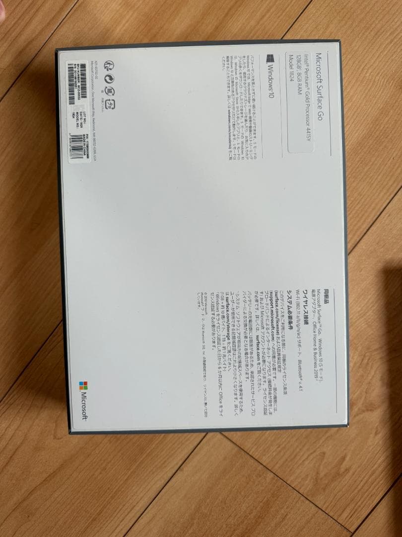 Microsoft Surface Go 本体 Model 1824