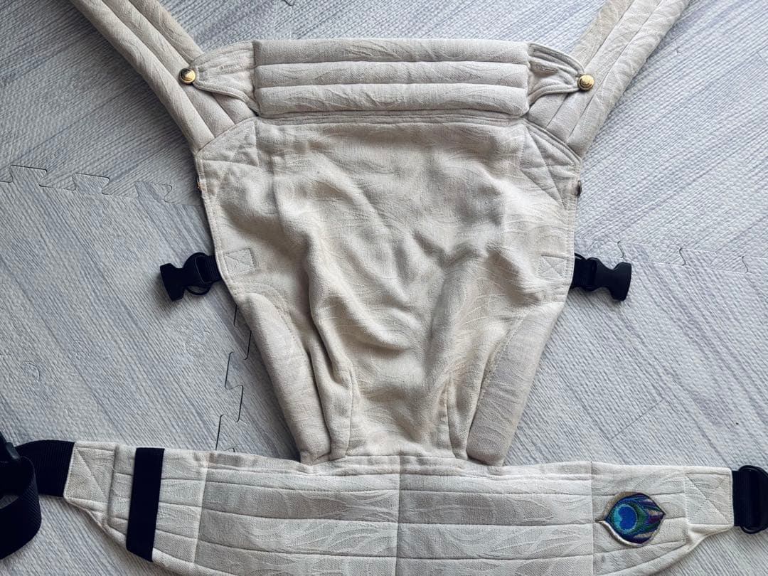 artipoppe アーティポッペ 抱っこ紐