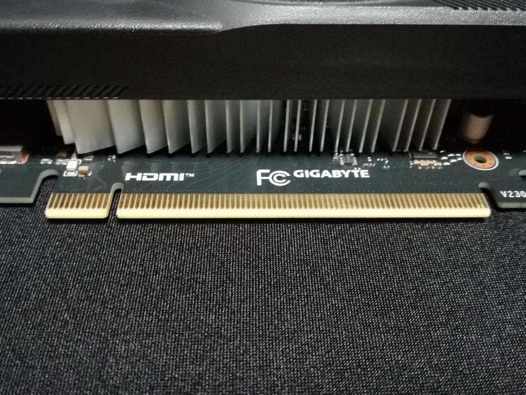 グラフィックボード・グラボ・ビデオカード GIGABYTE GeForce RTX 4060 8GB