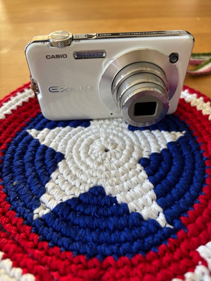 CASIO カシオ EXILIM EX-S10 コンパクト デジタルカメラ