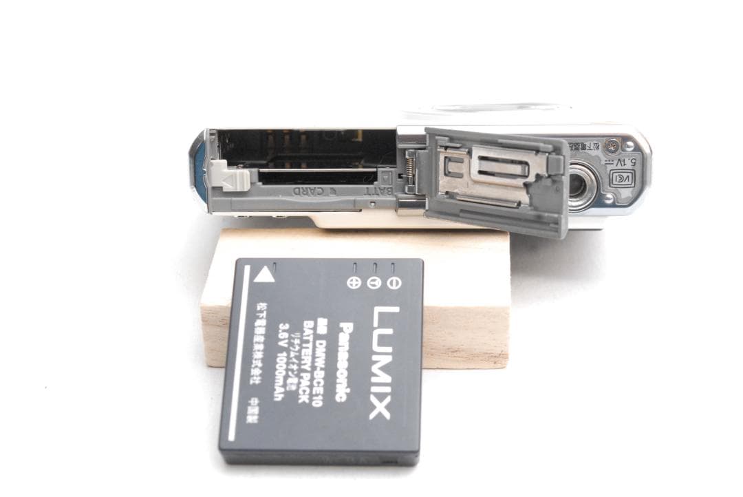 Panasonic LUMIX DMC-FX35 (良品）