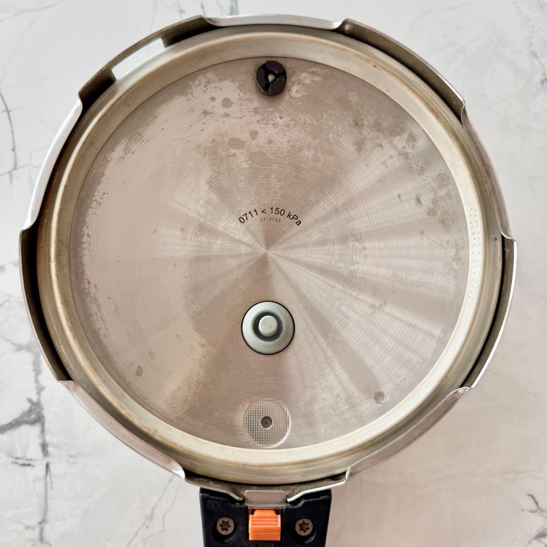 WMF NEO パーフェクト 圧力鍋 2.5L R 取説付き