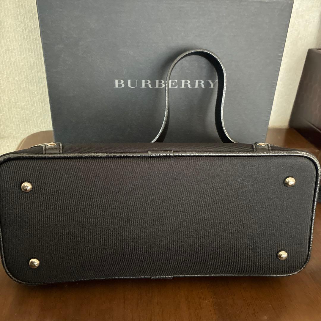 Burberry ショルダーバッグ ブラック/ベージュ