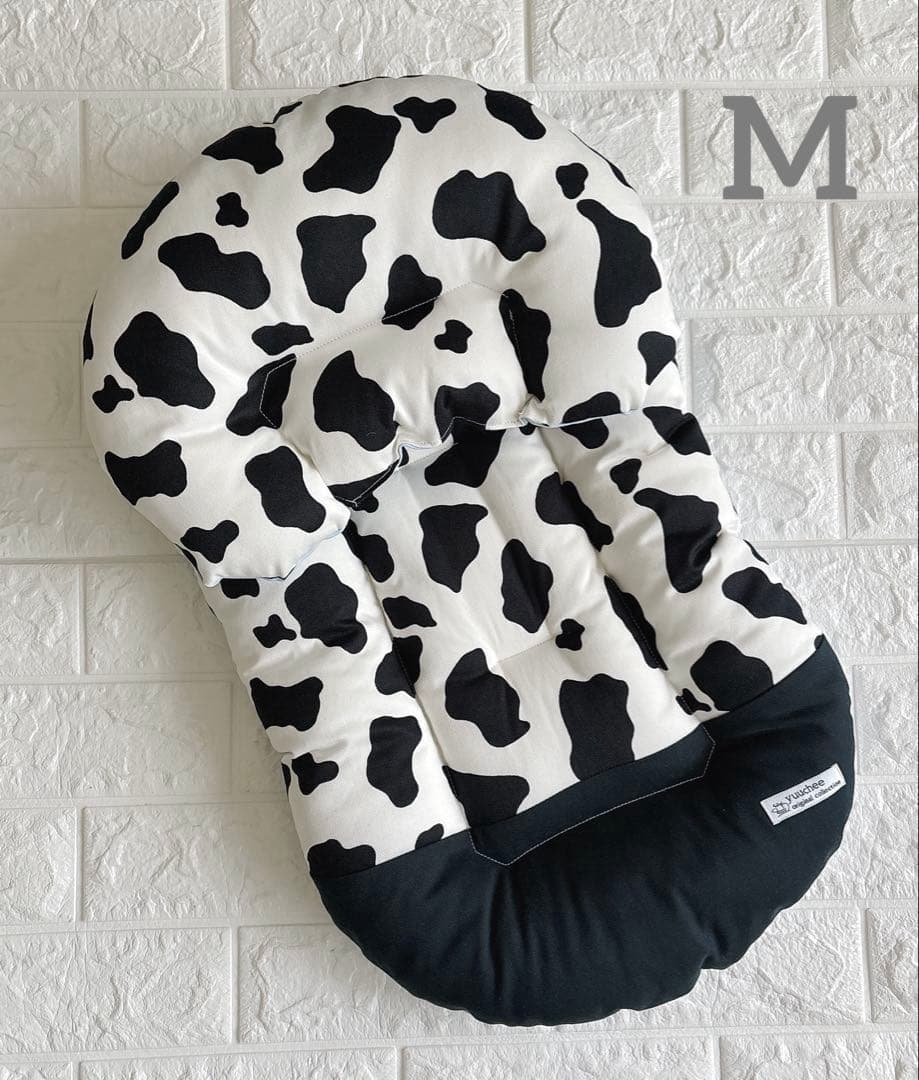 いぬ様／カートM.Ｌ、あごのせクッション