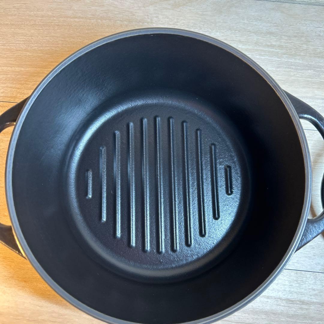 バーミキュラ　オーブンポットラウンド　22cm ブラック　両手鍋　鍋