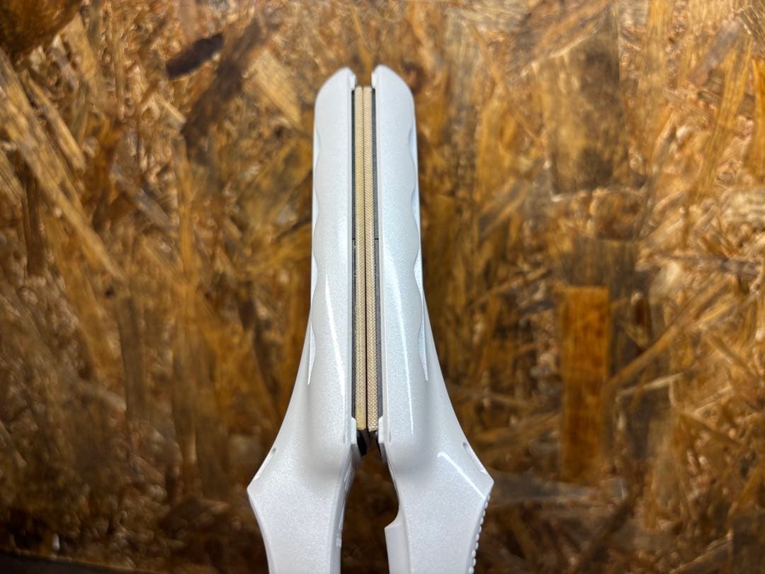 KINUJO　絹女　ストレートヘアアイロン　LM125