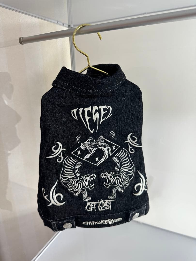 希少！DIESEL 犬服 3S