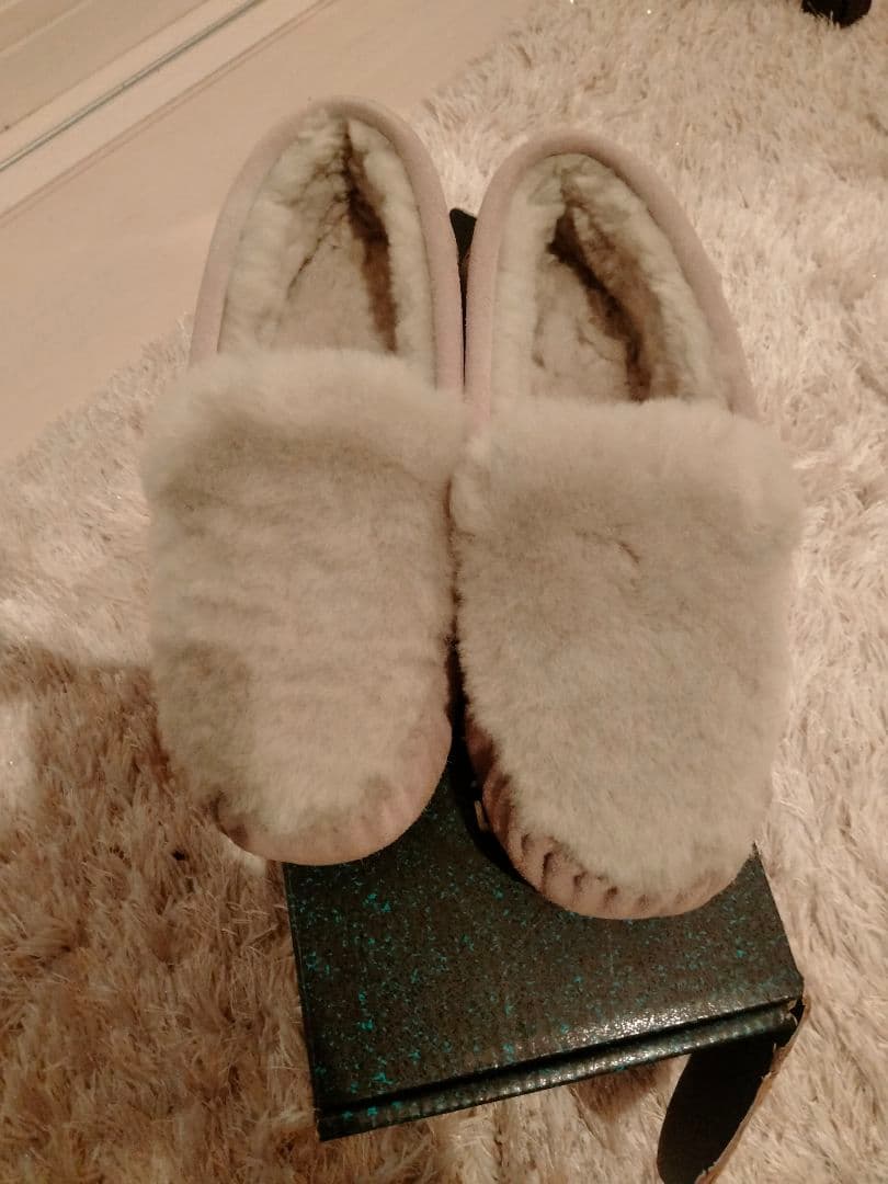 EMU Australia　ムートンモカシンМ８グレー