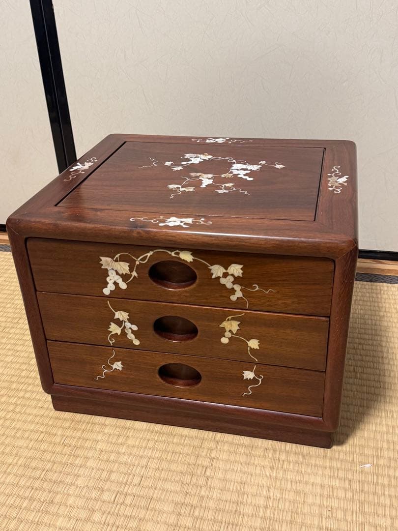 花梨　螺鈿家具　唐木　小引き出し　三段　アンティーク　ヴィンテージ