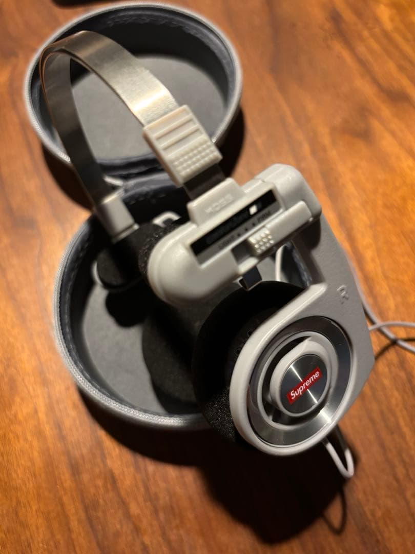supreme KOSS Porta Pro ヘッドホン