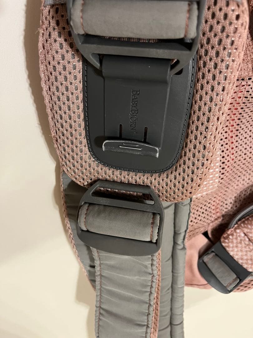 BabyBjorn HARMONY ダスティピンク　※cooにゃん♡