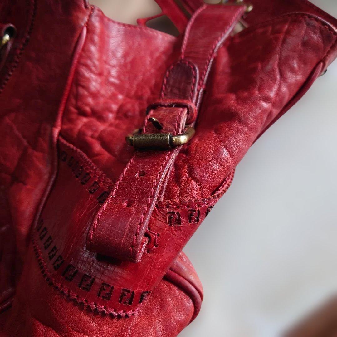 FENDI レザーバッグ 赤