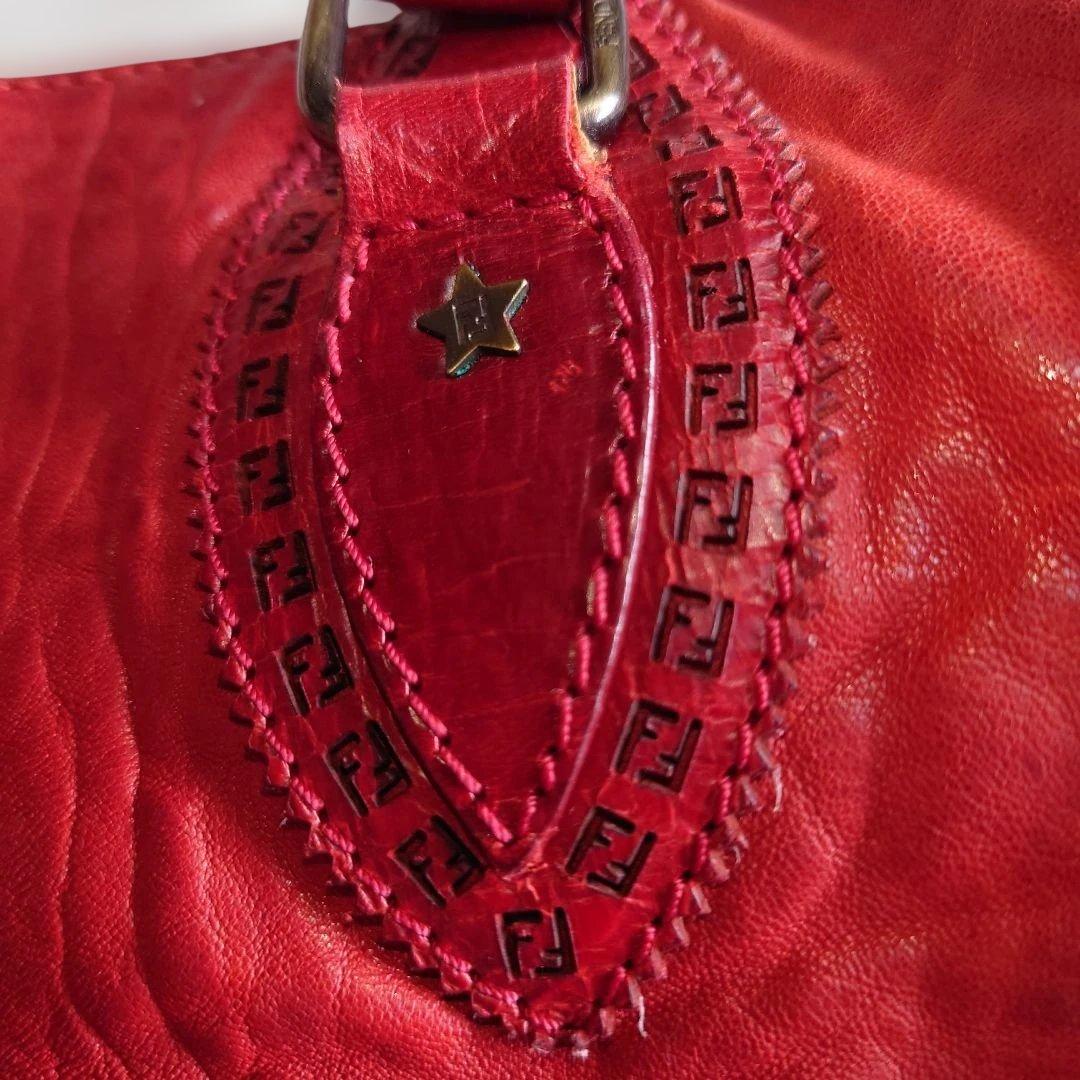 FENDI レザーバッグ 赤