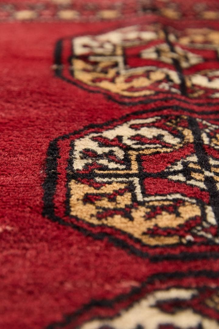 ヴィンテージラグ　トライバルラグ　ラホール産（130cm×78cm）赤　茶　黒
