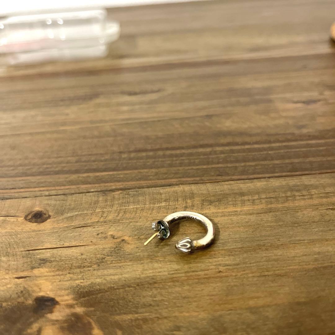 CHROMEHEARTS シルバー フープ型ピアス