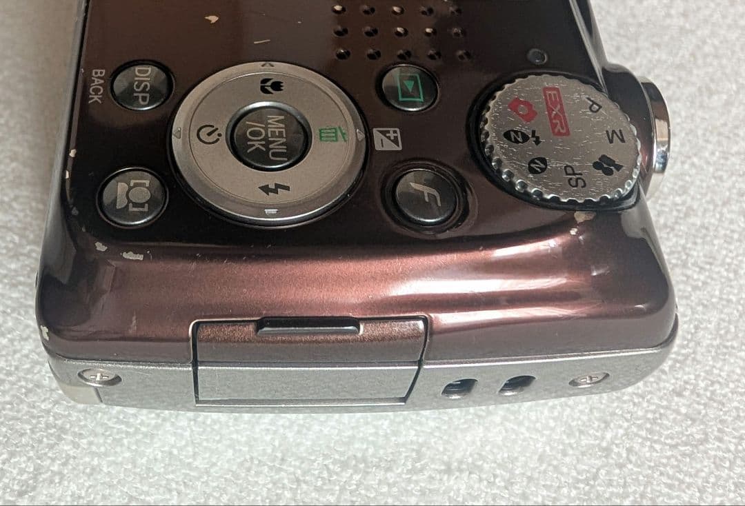 デジタルカメラ Fujifilm FinePix F70 EXR