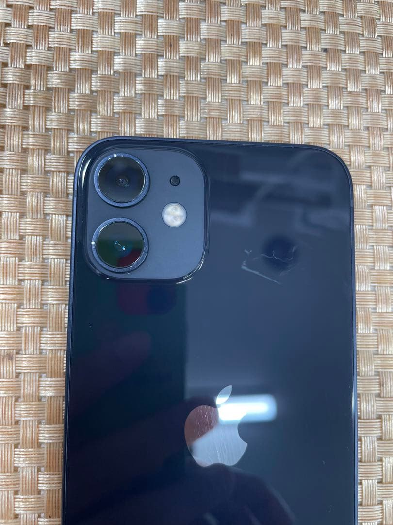 iPhone 12 mini 64 GB ブラックSIMフリー【2970】