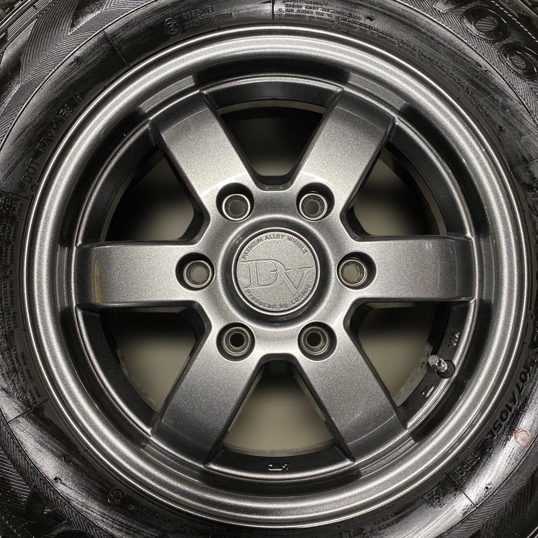 中古バリ溝ハンコックスタッドレスセット195/80R15LT 200系ハイエース