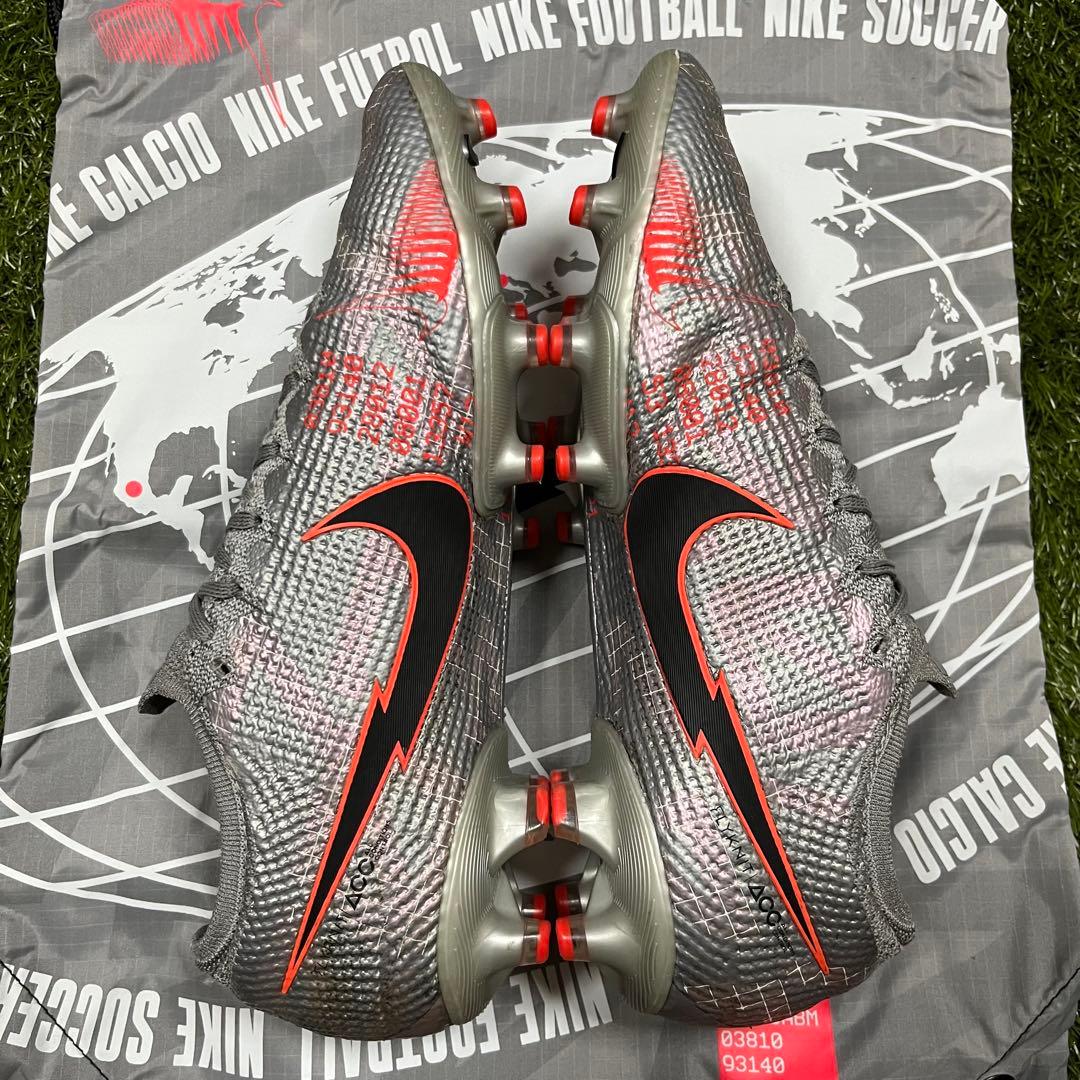 サッカースパイク ナイキ マーキュリアル ヴェイパー 13 エリート AG