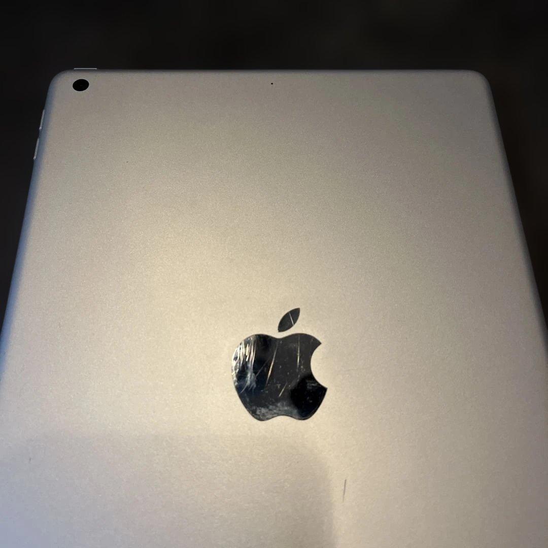 iPad 第7世代 32GB スペースグレー Apple