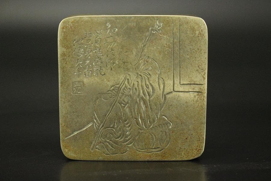 中国美術 古錫 刻 人物 題詞 朱肉 蓋物(HA432)