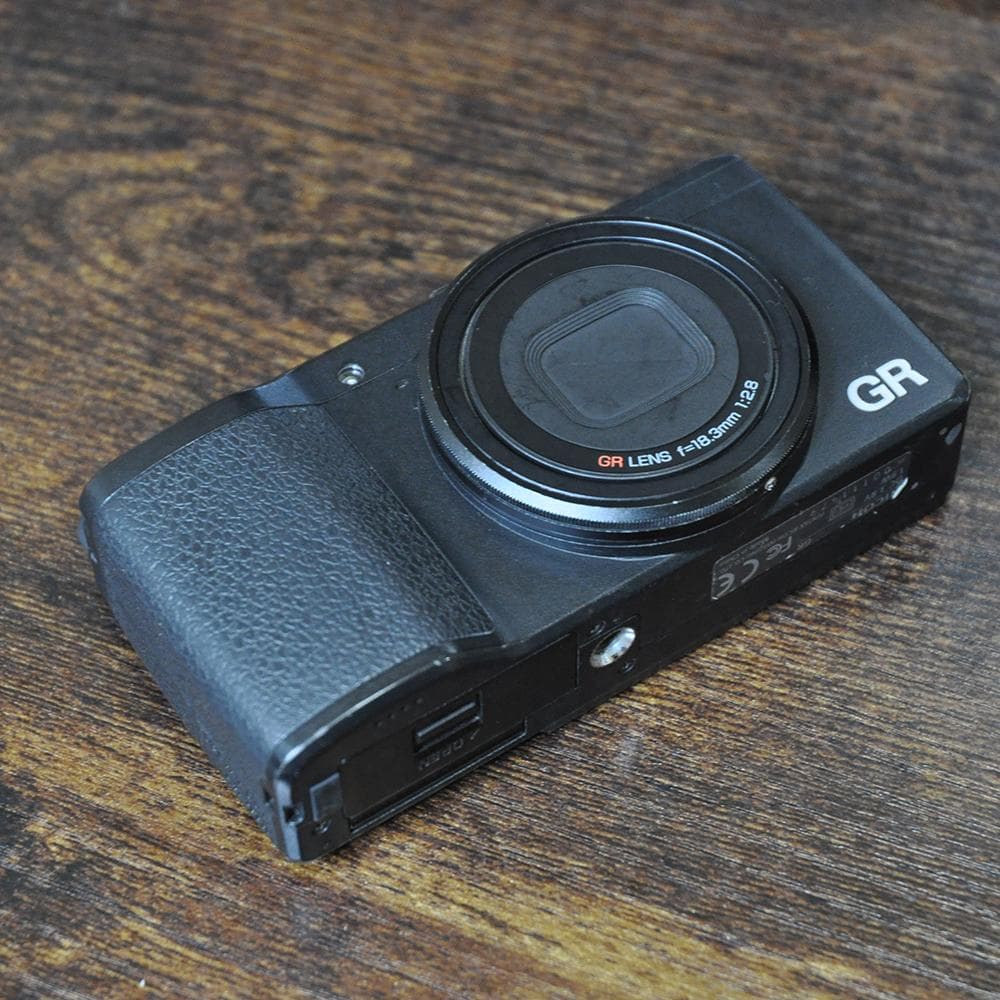RICOH デジタルカメラ GR APS-CサイズCMOSセンサー