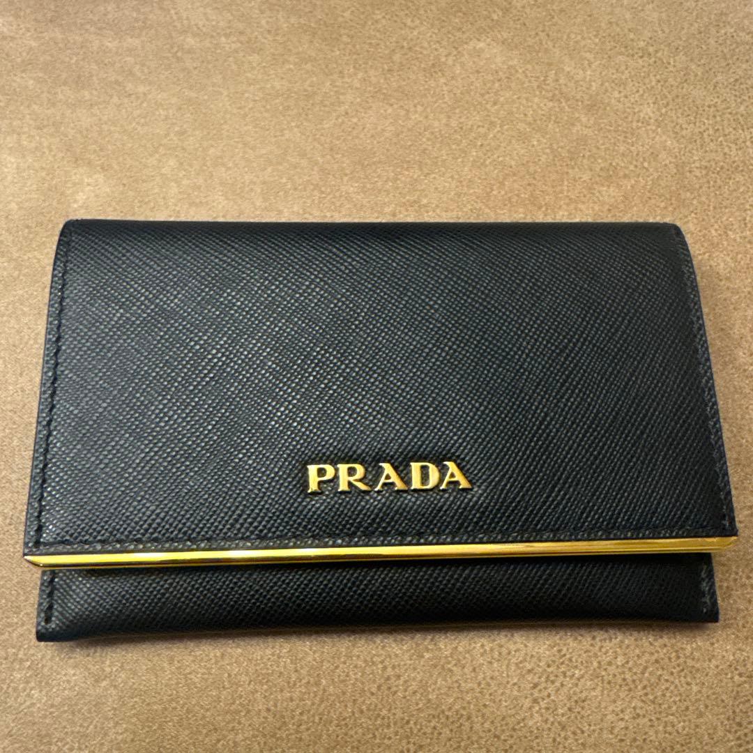 プラダ　カードケース
