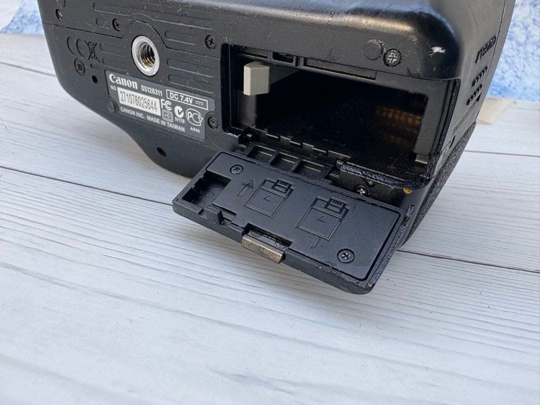 キヤノン EOS Kiss X5 ボディ本体のみ(レ34)