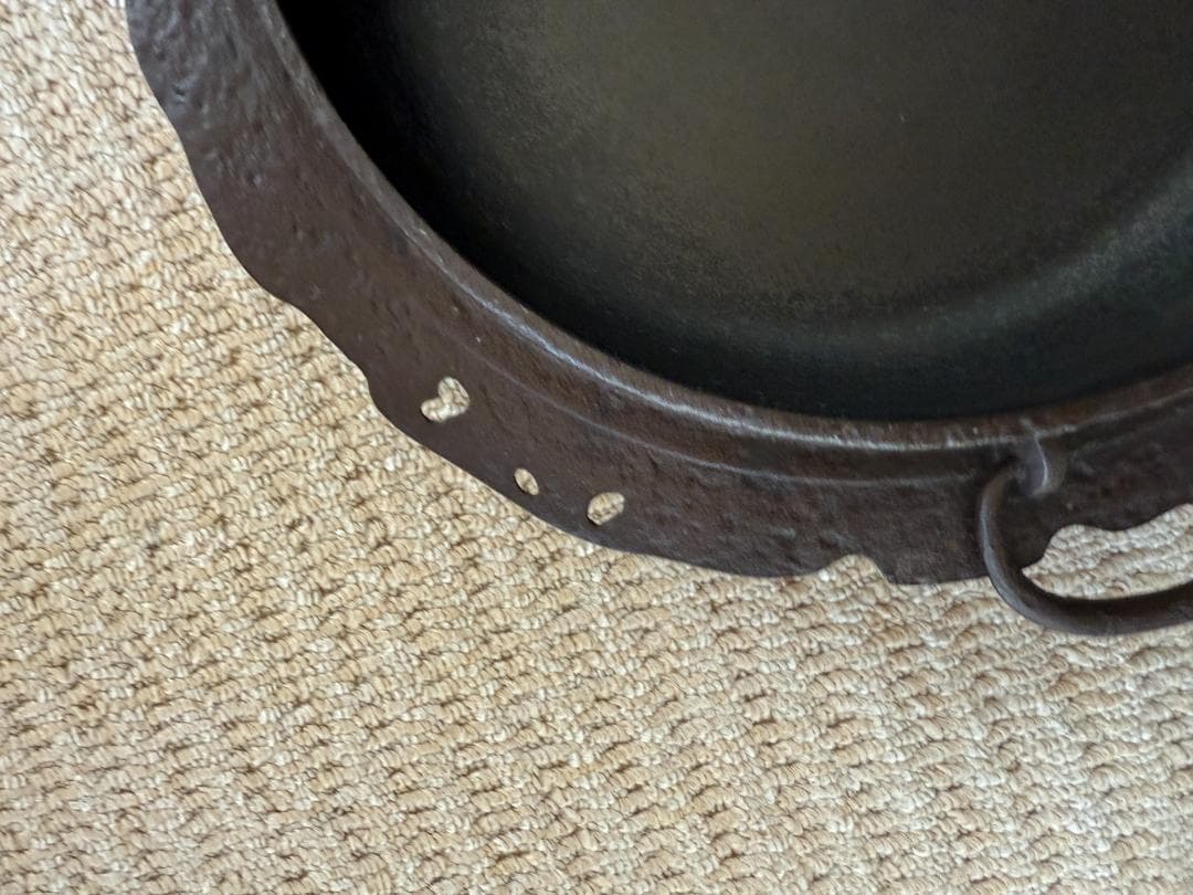 人間国宝　高橋敬典作　鉄鍋　すき焼き鍋　鋳鉄製 直径約30cm