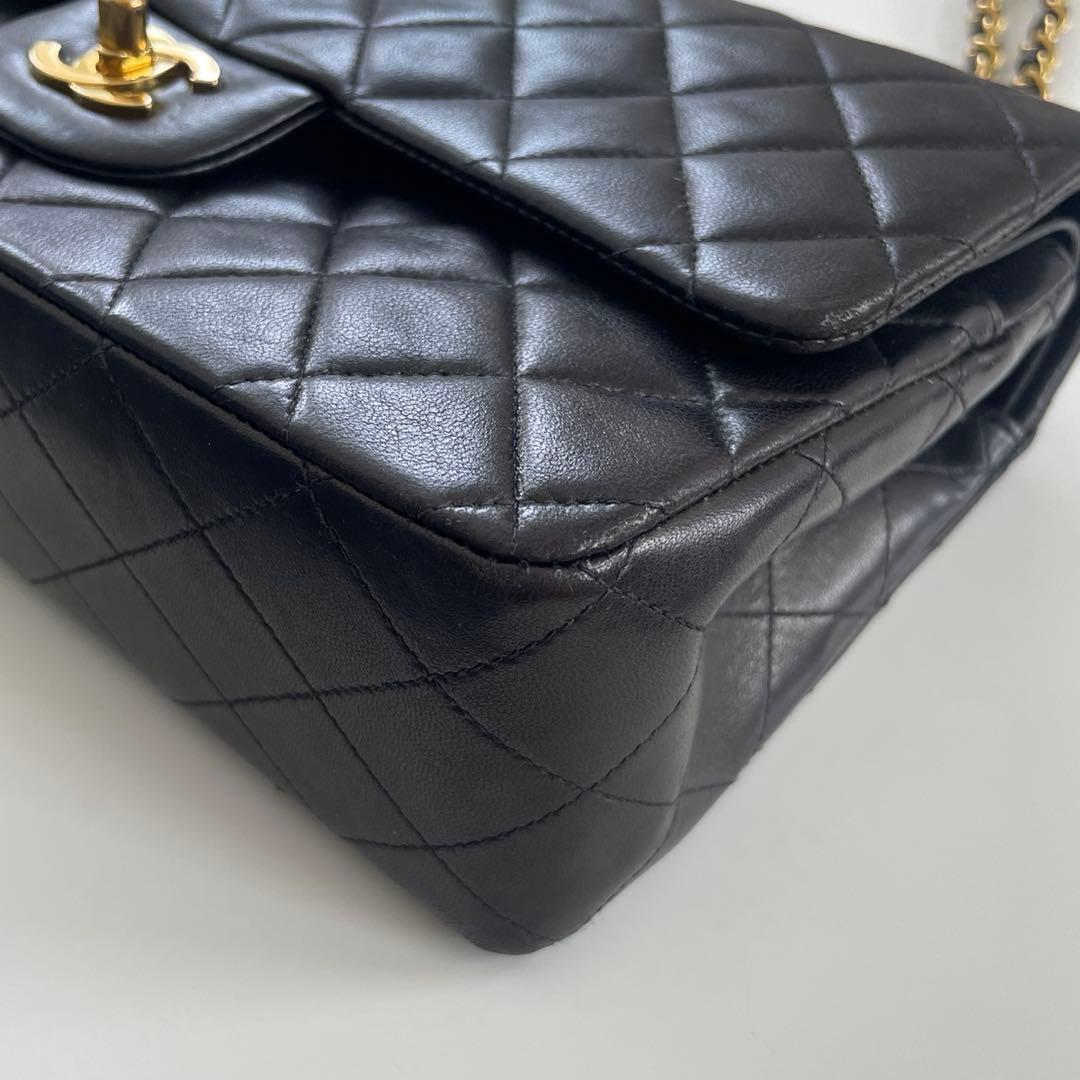CHANEL クラシック ハンドバッグ 25 ラムスキン マトラッセ