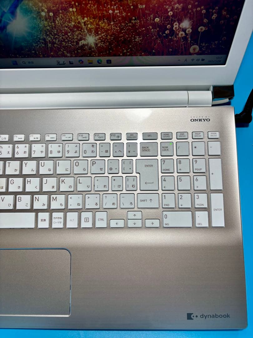 東芝 dynabook T75/DG i7 7500U SSD2TB 16GB