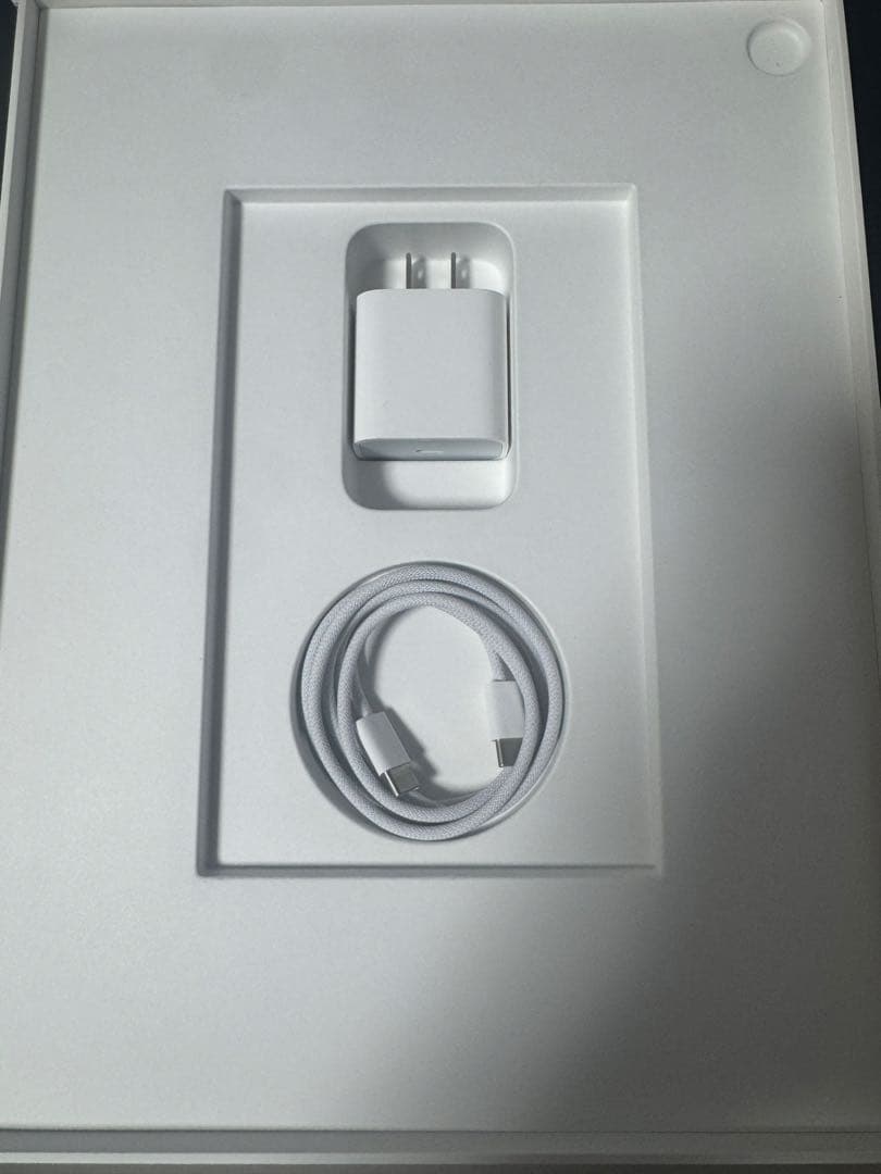 Apple 2024 13 インチiPad Air (M2): 128GB