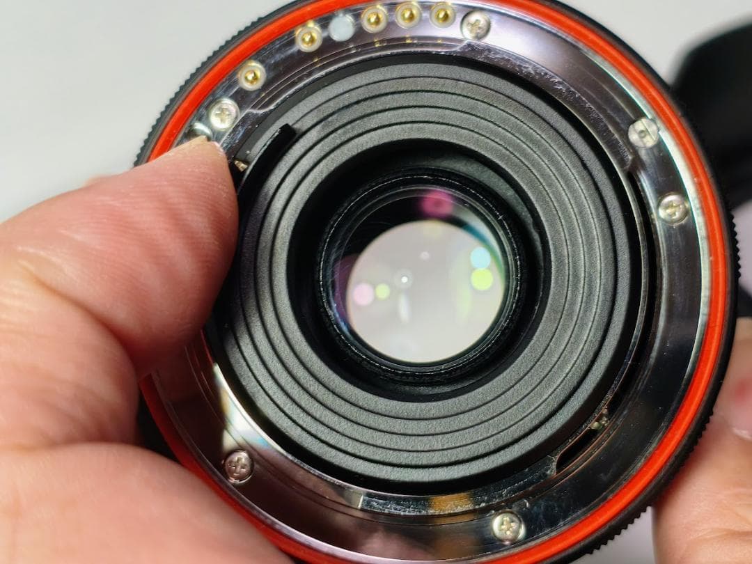 【黒死病対策】【内臓電池交換】PENTAX K-50 綺麗なホワイト＋WRレンズ