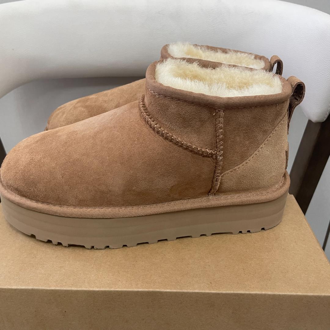 UGG クラシック ウルトラ ミニ プラットフォーム 3cm厚底ブーツ 24cm