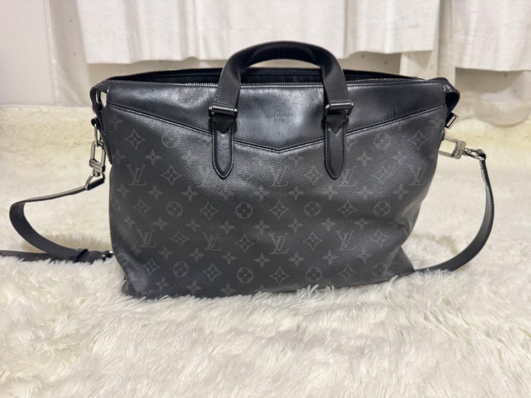 ルイヴィトン モノグラム エクリプス エクスプローラー M40566