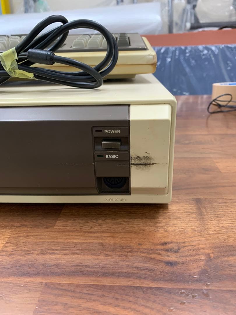 PC8801 初代モデル　キーボード付き　通電OK