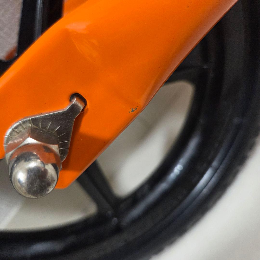 【正規品】STRIDER スポーツモデル 12インチ　オレンジ　日本正規品