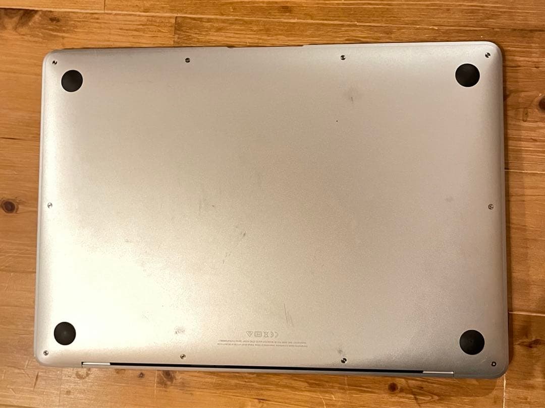 Apple MacBookAir M1 13インチ　95%バッテリー　256GB