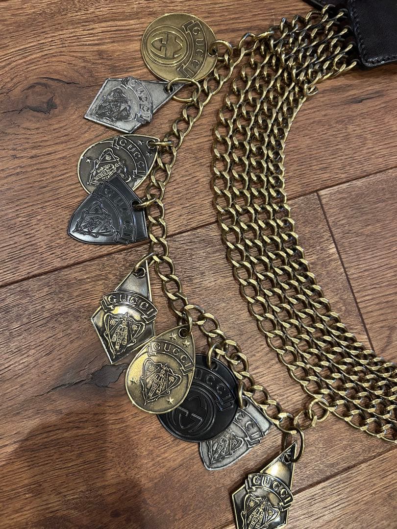 GUCCI ヴィンテージ　装飾チェーンベルト