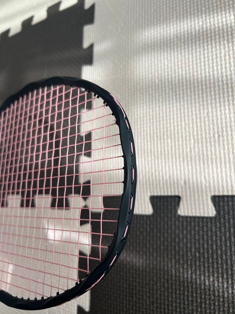 美品　GOSEN インフェルノスマート4UG6 バドミントンラケット